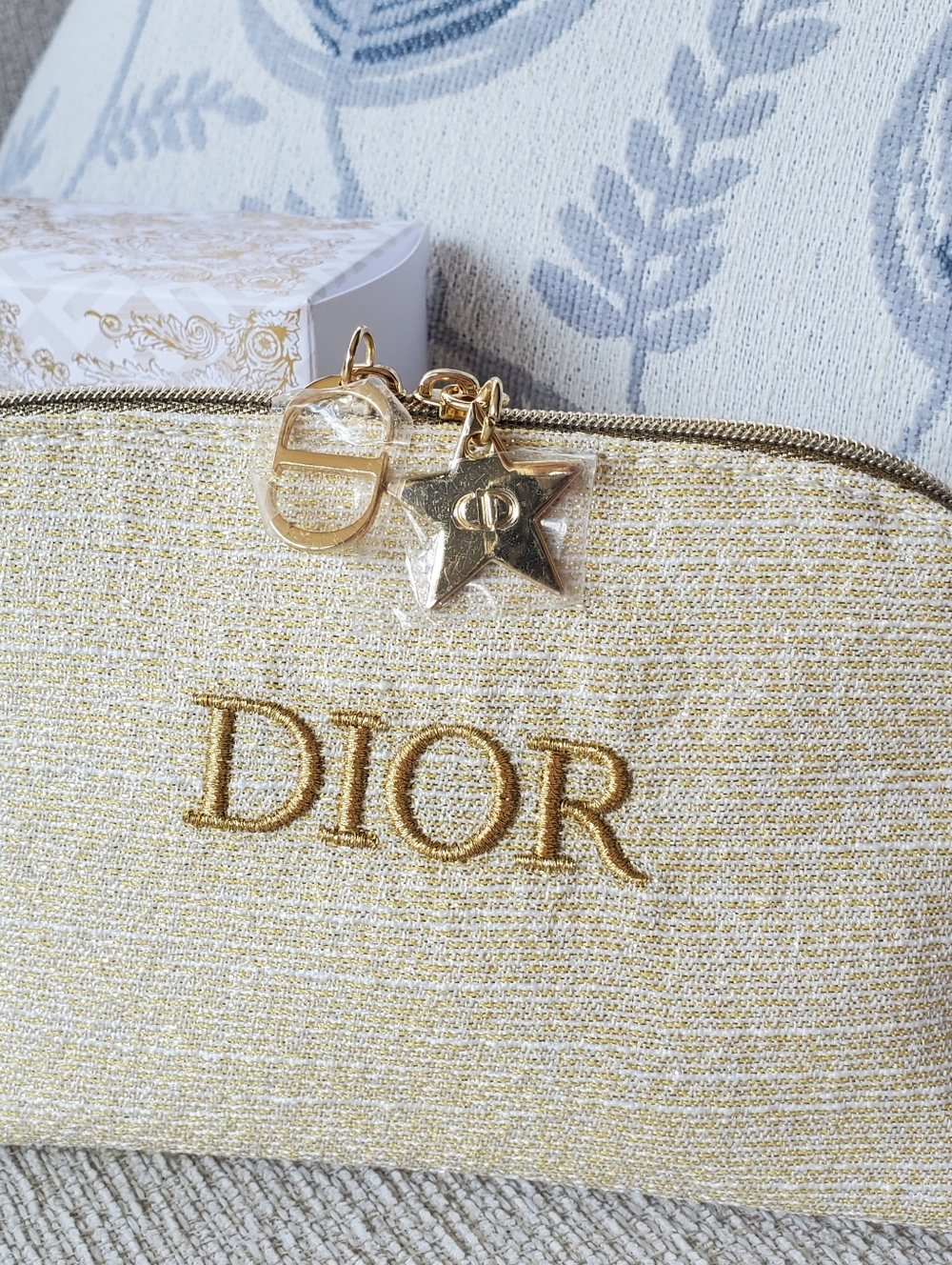 New In Box Authentic Christian Dior Gold Trousse Pouch Makeup Bag - Picture 3 of 13
